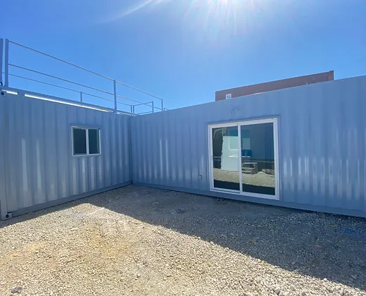 Containerhaus mit mehreren Einheiten